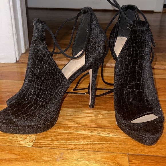 Aldo High Heels - Picture 2 of 3